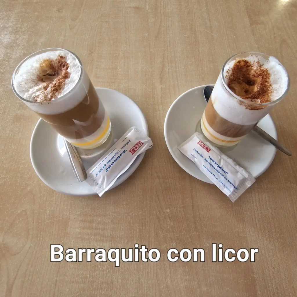 Barroquito con licor 1024x1024 - Wyspy Kanaryjskie — Co warto zjeść na Teneryfie?